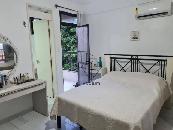 Imagem Apartamento com varanda / sacada em excelente localização a 80m do mar da praia de Intermares - AP2036.