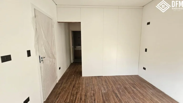 Imagem Sobrado com 3 Dormitorio(s) localizado(a) no bairro Cézar de Souza em Mogi das Cruzes / Mato Grosso do Sul Ref.:DE179