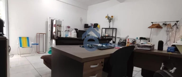 Imagem Casa com ponto comercial à venda, Santos Dumont, em ótima localização