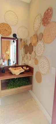 Imagem Casa mobiliada em condomínio fechado com 3 suítes e 4 vagas de garagem em Camboriú