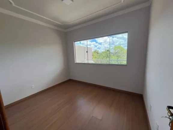 Imagem Casa a Venda Com Conforto e Tranquilidade em Campolide – Vista Privilegiada!