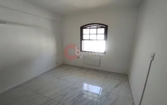 Imagem Casa a venda no Village do Sol I com 4 quartos - Palmeiras - Cabo Frio