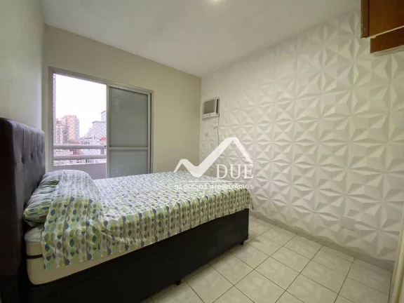 Imagem Apartamento com 2 dormitórios à venda, 95 m² por R$ 640.000,00 - Pompéia - Santos/SP