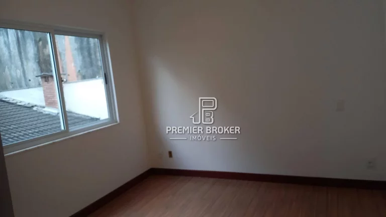 Imagem Casa à venda, 135 m² por R$ 680.000,00 - Bom Retiro - Teresópolis/RJ