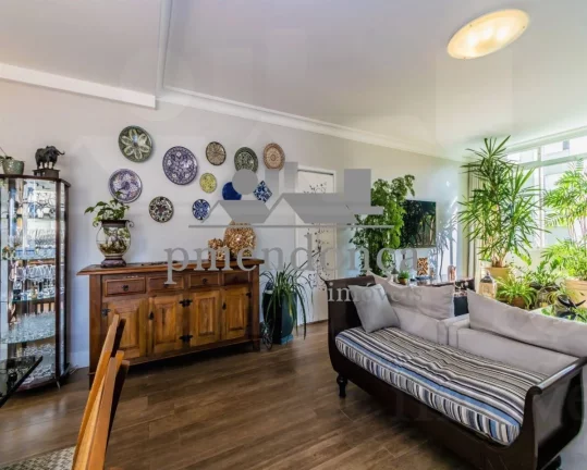 Imagem Apartamento com 220m², 3 quartos sendo 1 suíte e 2 vagas.