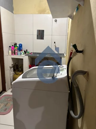 Imagem Casa à venda no Recanto das Águas, parte alta da cidade, 3/4, reformada.
