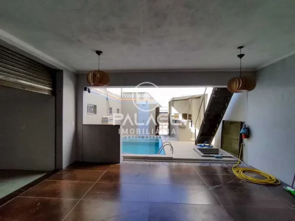 Imagem Excelente barracão comercial localizado em avenida com alto fluxo de pedestres e veículos. Está s...