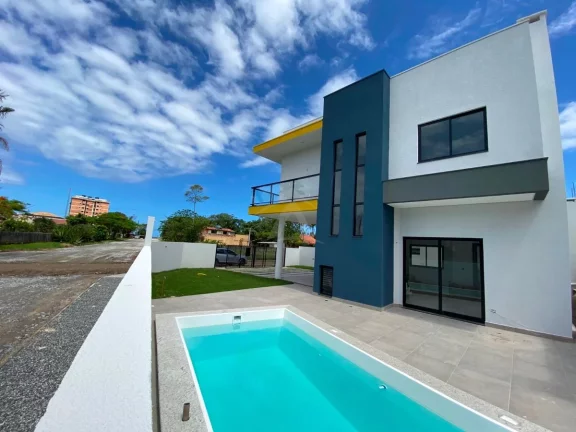 Imagem SOBRADO COM PISCINA, 3 QUARTOS SENDO 1 SUÍTE, BAL MARILUZ