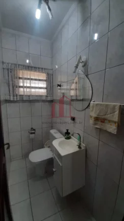 Imagem Chácara de luxo em condomínio: 3 quartos, 2 salas, 2 banheiros, 210m² - Jardim Lago da Cantareira, Mairiporã-SP.