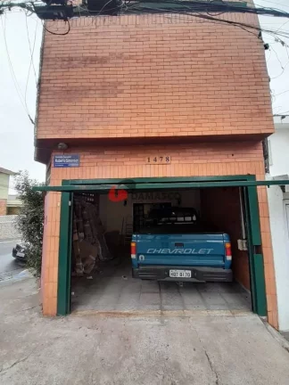 Imagem Sobrado para locação com 3 andares