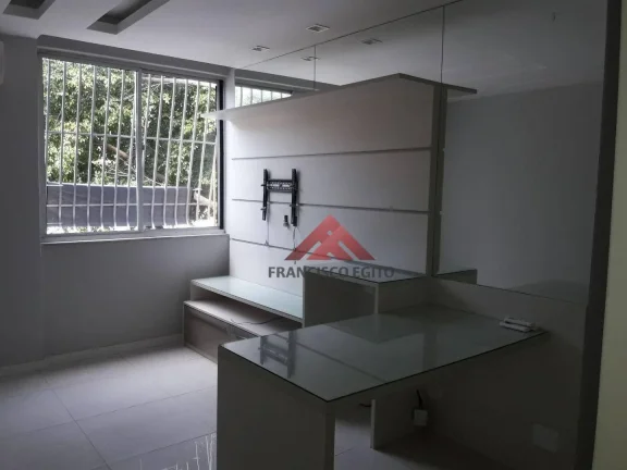 Imagem Apartamento com 2 dormitórios à venda, 70 m² por R$ 310.000,00 - Santa Rosa - Niterói/RJ