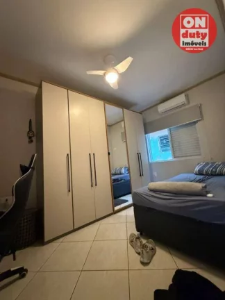 Imagem Casa à venda, 208 m² por R$ 2.000.000,00 - Campo Grande - Santos/SP