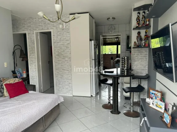Imagem Casa em Forquilhinhas - 2 Dormitórios, 72m² por R$350.000