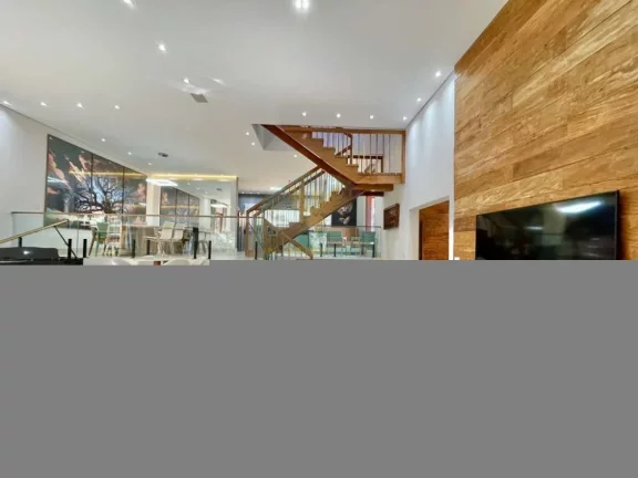Imagem Casa em Condomínio a Venda no bairro Granja Viana - Carapicuíba, SP