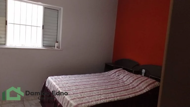 Imagem Casa com 3 dorm. Um com suíte e closet, sala 2 amb. Teto rebaixado com Led