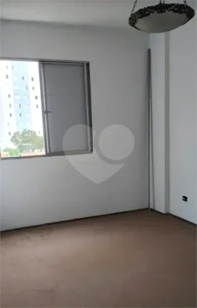 Imagem Apartamento à venda com 2 quartos no condomínio Margarida, São Paulo - SP