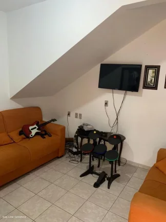 Imagem Casa para Temporada em Itapema, meia praia, 3 dormitórios, 2 banheiros, 3 vagas
