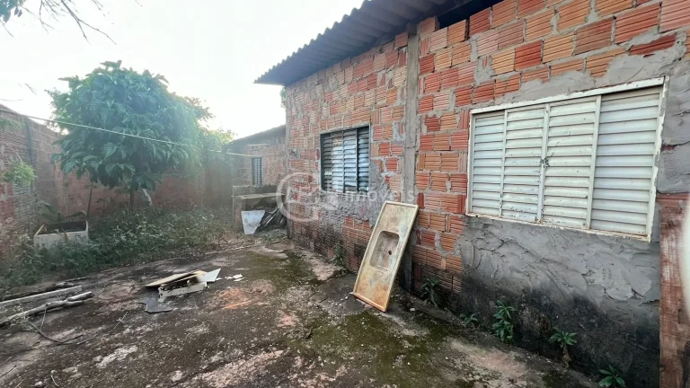 Imagem Imperdível! Casa à venda em Campo Grande-MS, Monte Castelo: 4 quartos, 1 banheiro, 300m²!
