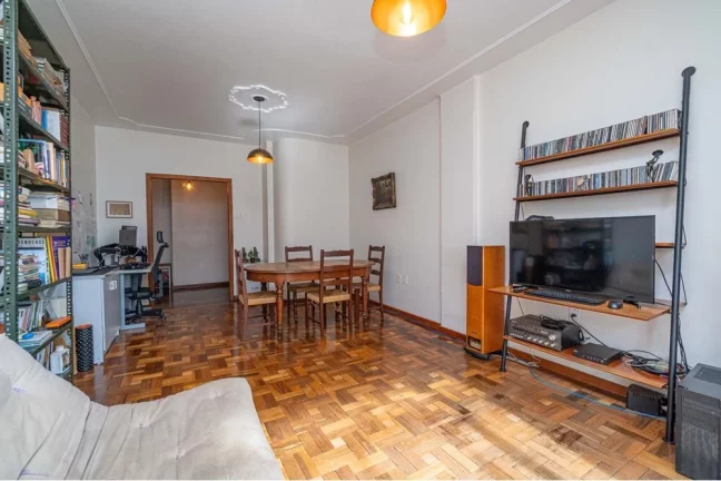 Imagem RBRPD 25 Apto 610371009-209 - Apartamento à venda no bairro Rio Branco - Porto Alegre/RS