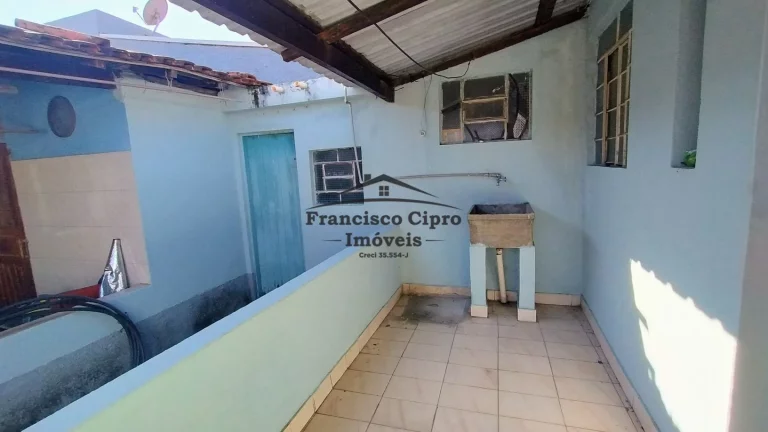 Imagem Casa à venda no bairro Vila Paulista - Guaratinguetá/SP