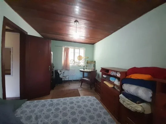 Imagem Casa em Condomínio para Venda em Teresópolis / RJ no bairro Colônia Alpina
