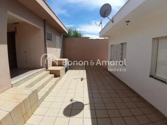 Imagem Ótima oportunidade para ponto comercial ou residencial! Localizada em frente à Lagoa Taquaral, é ...