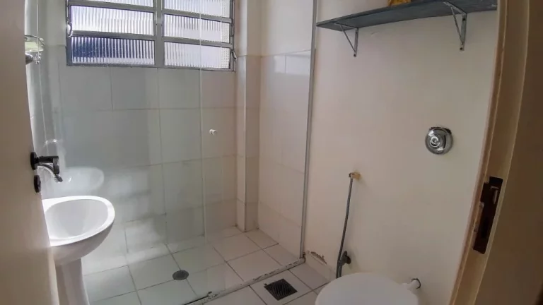 Imagem PITANGUEIRAS- CALÇADÃO COM MARAVILHOSA VISTA AO MAR , GARAGEM EM PARQUEAMENTO.