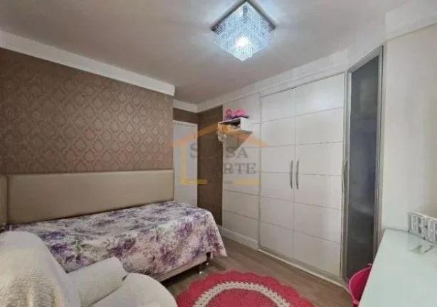 Imagem Apto 3 dormitórios, sendo 3 suítes, com armários (a Master com closet, varanda e ar condicionado)...