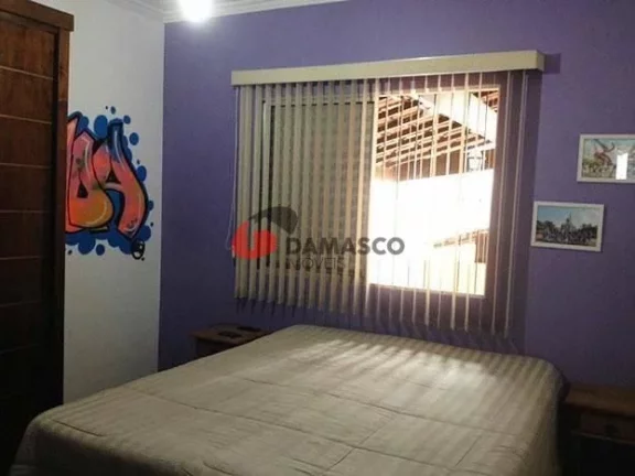 Imagem Sobrado à venda 3 Quartos, 1 Suite, 2 Vagas, Santa Terezinha, São Bernardo do Campo - SP