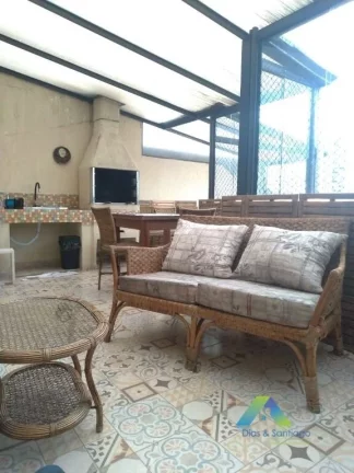 Imagem Casa de condomínio à venda com 180m², 3 quartos e 2 vagas