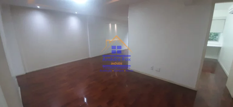 Imagem Apartamento com 3 quartos, copa cozinha, 1 suíte, dependências completas, 2 vagas à venda, 110 m² por R$ 530.000 - Grajaú - Rio de Janeiro/RJ.