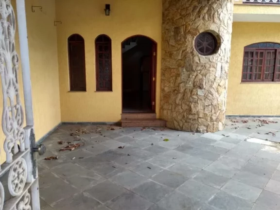 Imagem Sobrado com 3 dormitórios à venda, 250 m² por R$ 900.000,00 - Jardim Realce - Suzano/SP