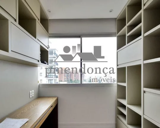 Imagem Linda Cobertura duplex com 245m² em rua tranquila do Alto de Pinheiros.
