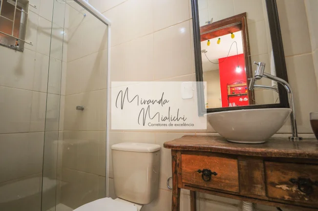 Imagem Charmosa Casa no Coração de Rio Vermelho