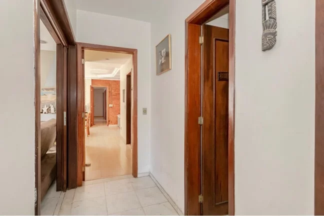 Imagem Casa com 4 Quartos à Venda,  em Camaquã - Porto Alegre
