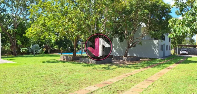 Imagem Oportunidade Única: Sobrado Espetacular no Condomínio Flor do Cerrado Seja bem-vindo a uma residê...