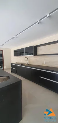 Imagem CASA DE ALTO LUXO CONDOMINIO FECHADO ESTANCIA DAS AMENDOEIRAS-LAGOA SANTA