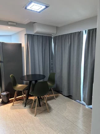 Imagem Flat para aluguel possui 43 m2 quadrados com 1 quarto em Cerqueira César SP