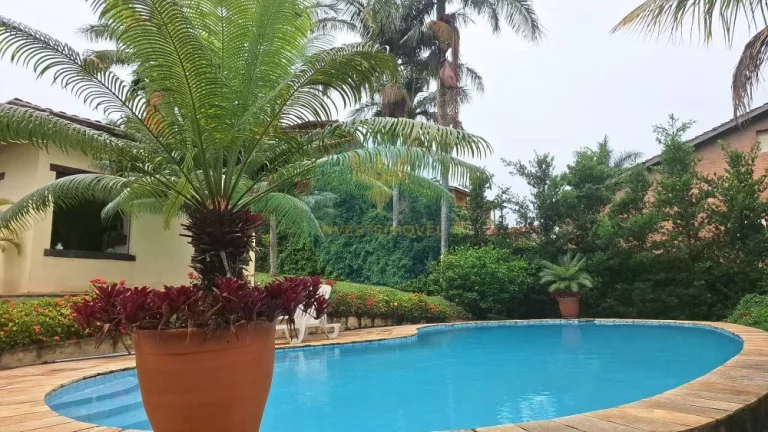 Imagem Casa em Condomínio a Venda no bairro Granja Viana - Carapicuíba, SP