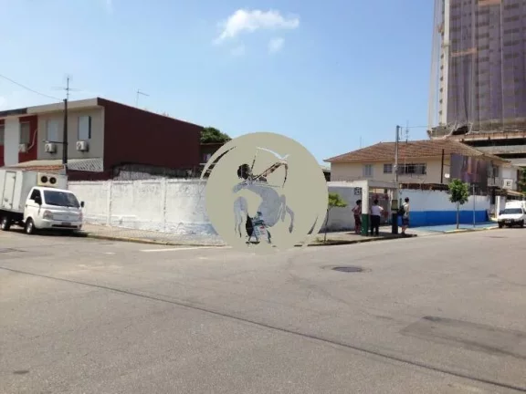 Imagem TERRENO DE ESQUINA NA PONTA DA PRAIA