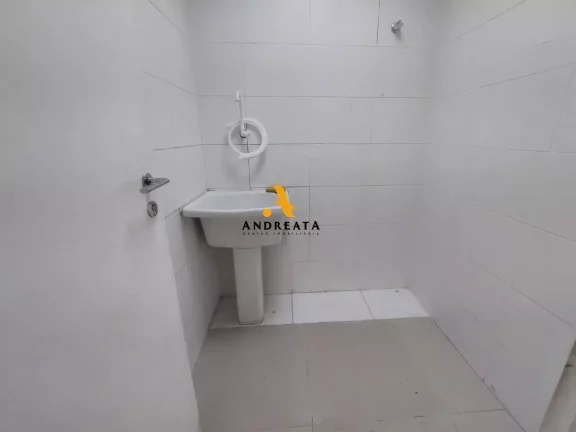 Imagem AV. DAS AMÉRICAS - SUNDECK - ALUGO MARAVILHOSA LOJA COM TOTAL DE 179M²