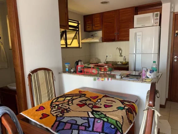 Imagem Apartamento com 1 dormitório à venda, 60 m² por R$ 360.000
