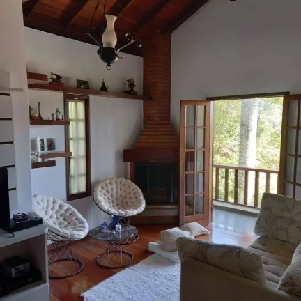 Imagem LINDA CASA EM CONDOMINIO FECHADO - NOVA FRIBURGO. BAIRRO: CASCATINHA