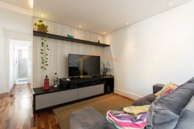 Imagem Apartamento de 88m² com 3 dormitórios, sendo 1 suite, 2 banheiros, 2 vagas e depósito. Possui sal...