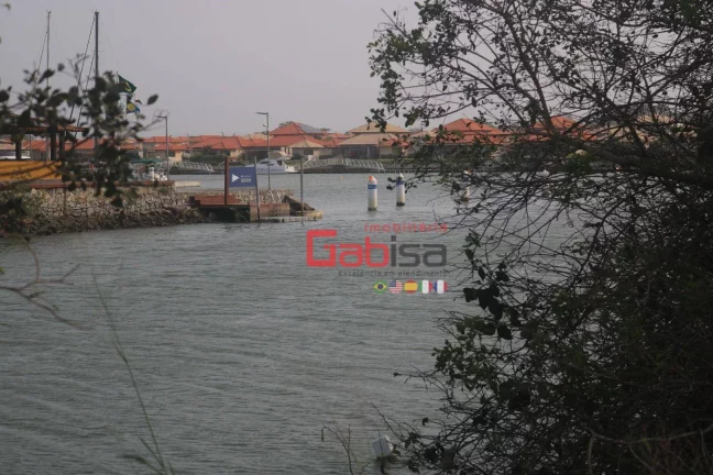 Imagem Terreno à venda, 680 m² por R$ 840.000 - Marina - Armação dos Búzios/RJ