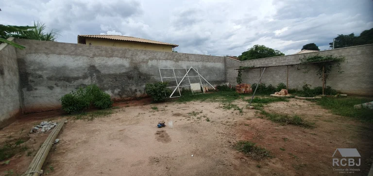 Imagem CASA RESIDENCIAL em ESMERALDAS - MG, FERNÃO DIAS