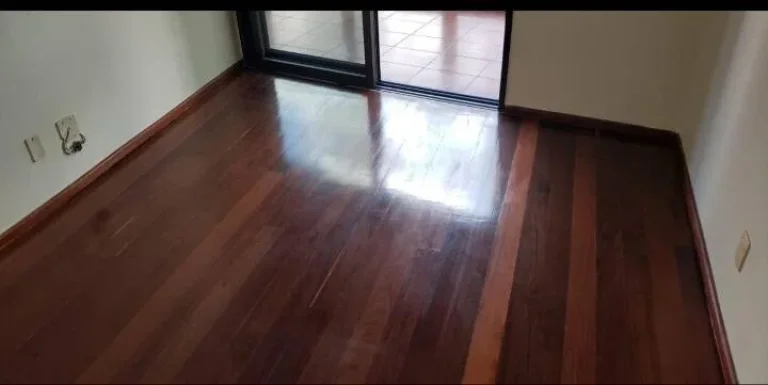 Imagem APARTAMENTO A VENDA TONELERO 3 QUARTOS COM VARANDA E 3 VAGAS