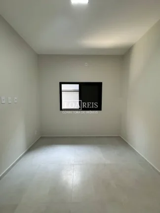 Imagem Casa térrea 3 dormitórios sendo 1 suíte com quintal espaçoso