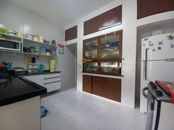 Imagem Casa para Venda em Teresópolis / RJ no bairro Vale do Paraíso