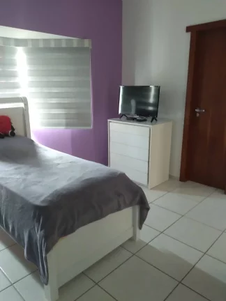 Imagem ATENÇÃO - Casa espetácular pertinho da praia.